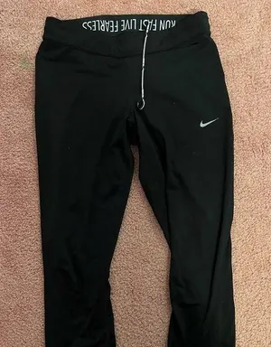 Nike Capri running leggings thumbnail 1