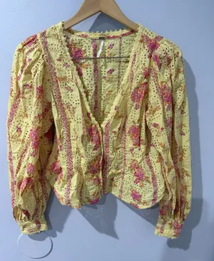 Free People Flower Fields Eyelet Top M Yellow Floral Puff‎ Sleeve Boho Blouse 1 thumbnail 1