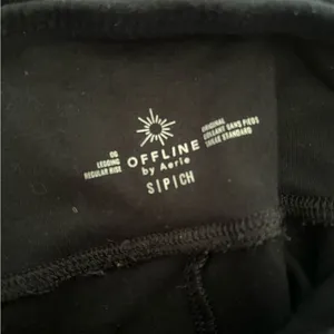 Offline by Aerie OG Black Legging Regular Rise Size Small 30" Inseam thumbnail 2
