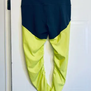 Zyia Active Leggings Womens 12 Neon Yellow Blue Parallel Luxe Hi-Rise 7/8 Yoga‎ thumbnail 4