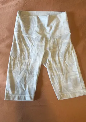 Lululemon Biker Shorts 6" thumbnail 1