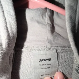 SKIMS Fleece Cotton Hoodie thumbnail 4