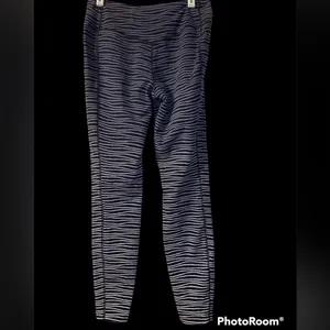 Full length Nike Dri Fit leggings thumbnail 5