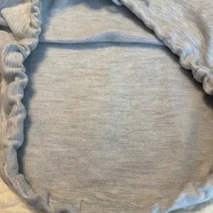All in Motion Gray Cropped Sweatshirt Size XS Thumbholes Tie Hem Comfy thumbnail 9