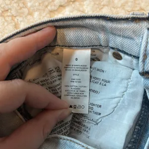 Garage Distressed Jean Shorts Size 0 thumbnail 6