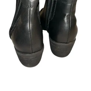 B.O.C Black Leather Ankle Booties(Size 6) Black thumbnail 5
