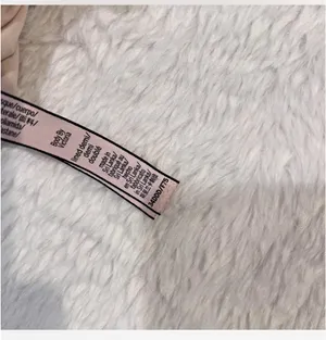 Victoria's Secret Bra thumbnail 3