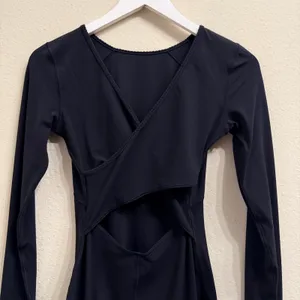 Lululemon Contour Black Mini Dress Athleisure Activewear Size‎ 4 Nulu Yoga thumbnail 6