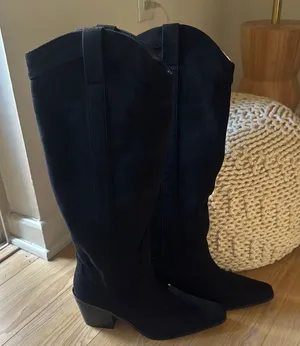 Boohoo Suede knee high western boots thumbnail 1