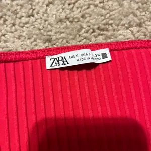 ZARA Red Long Sleeve cross wrap facade Top never worn thumbnail 4