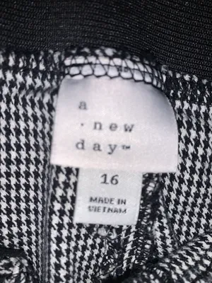 A New Day Cropped Dress Pants thumbnail 3