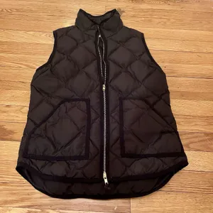 J Crew Puffer Vest Women Extra Small Black Quilted Down Fill Jacket Full Zip thumbnail 1