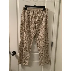 Meg & Lilly Women's Leopard Print 2pc Pajama Pant Set Top & Pants Size Large thumbnail 8