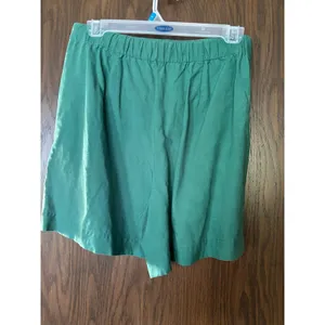 UNIQLO Women's Green Skirt Skort thumbnail 2