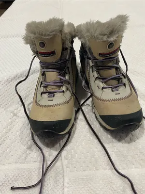 Vibram Beige and Brown Faux-Fur Trim Hiking Boots thumbnail 3