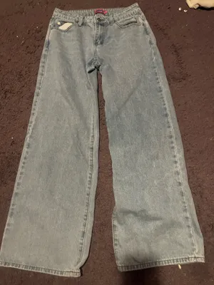 Edikted Jeans thumbnail 1