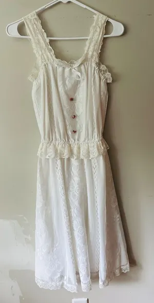 Vintage On The Rocks California White Lace Midi Dress Cottagecore Floral Rosebud thumbnail 1