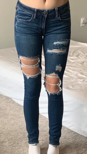 American Eagle Ripped Jegging thumbnail 1