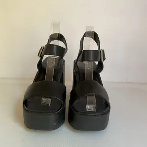 SODA Women’s Black Platform Block Heel Sandals Ankle Strap Y2K Size 8.5 thumbnail 7