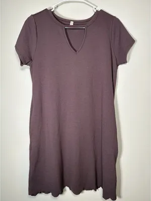 T-Shirt Dress Mauve Keyhole Neck Scallop Hem Casual‎ Preppy Normcore Weekend M thumbnail 1