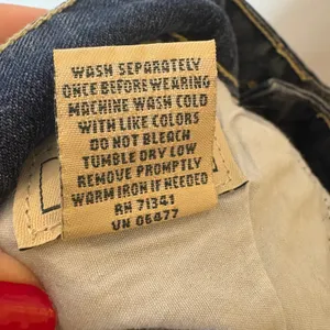 L.L. Bean‎ Favorite Jean Straight Leg Medium Wash Blue Denim Size 10 thumbnail 7