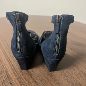 New‎ Eileen Fisher Suede Veery Suede Pump in Midnight Blue thumbnail 5