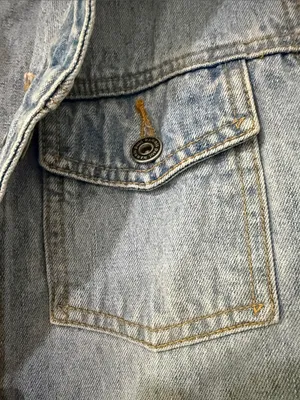 PHD Womens Denim Vest Jean Vest Distressed Light Wash 100% Cotton Size MEDIUM thumbnail 3