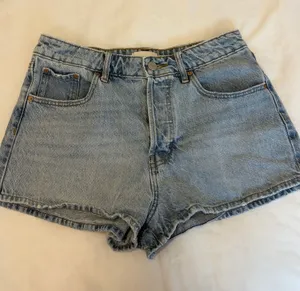 PacSun Shorts thumbnail 1