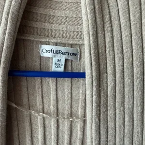 Croft & Barrow Beige Women's Cardigan thumbnail 6