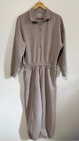 Abercrombie YPB Jumpsuit neoKNIT MAX Size Medium thumbnail 1