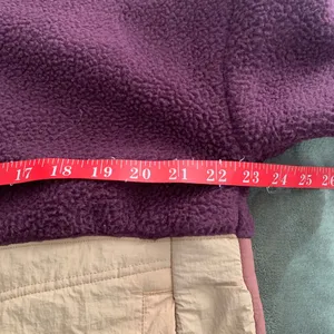 Fabletics Mallory Fleece colorblock Pullover size L thumbnail 4