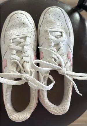 Nike Air Force 1 thumbnail 2