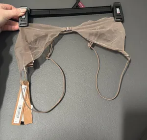 SKIMS Ultra Fine Mesh Bra thumbnail 1