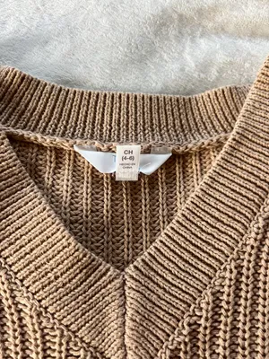 Time & Tru Cute Fall Sweater thumbnail 3