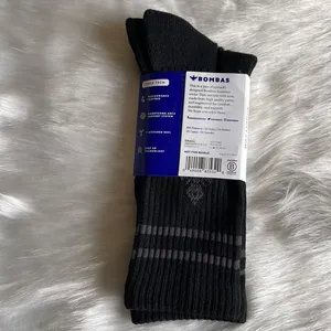 Bombas Women’s size 4-71/2/Youth Size 9-4 Solid Black Calf Socks NWT LAST PAIR thumbnail 3