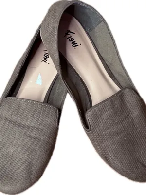 Fioni Flats Size 8.5 thumbnail 1