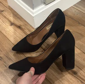 STEVE MADDEN Vintage 2000s Y2k Chic Basic All Black Suede Block Heels | Size 6 thumbnail 1