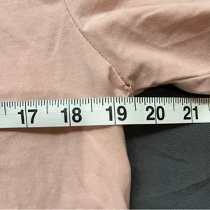 Mama Bear Short Sleeve Shirt Top Women’s Size Large Light Pink Cotton Distressed thumbnail 3