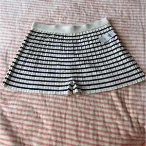 Abercrombie Sweater Shorts thumbnail 2