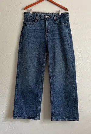Old Navy Extra High-Rise Sky-Hi Wide-Leg Blue Medium Wash Jeans 14P thumbnail 1