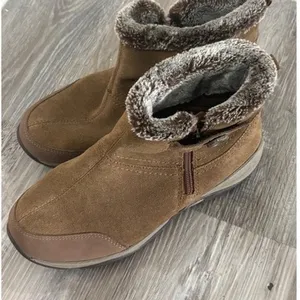 Easy Spirit Womens Brown Suede Faux‎ Fur Trim Ankle Boots Side Zip Size 9.5 Wide thumbnail 2