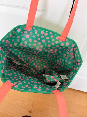 Clinique Tote Bag with mini makeup bag inside  thumbnail 2