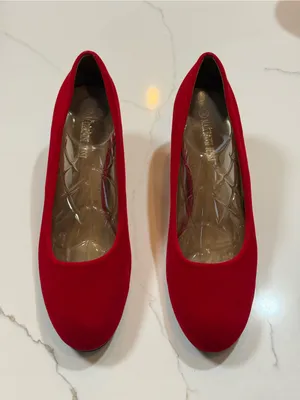 MAIERNISI JESSI Women's Classic Round Toe Pump Kitten Low Heel Velvet Red Shoes thumbnail 3