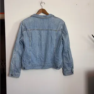 L.L. Bean Vintage Style Light Blue Denim Jean Jacket Size XL thumbnail 6