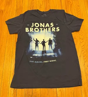 Jonas Brothers Concert T-Shirt thumbnail 1