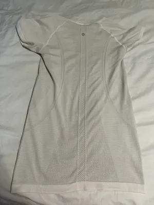 Lululemon Swiftly Tech V-Neck thumbnail 6