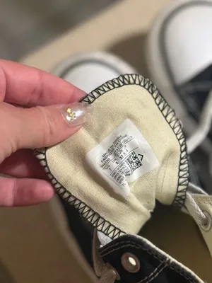 Black High-Top Converse thumbnail 4
