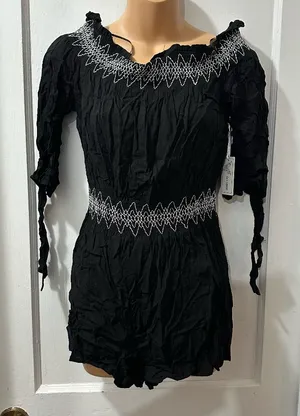 Go Coco Black Embroidered Romper‎ in M NWT Size M thumbnail 1