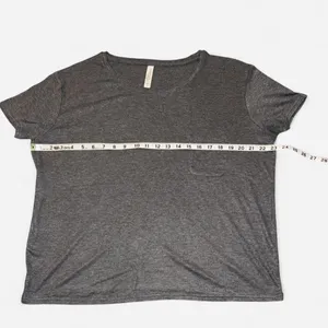 Heather Gray Ribbed Short Sleeve Baby Tee with Pocket, size Large thumbnail 3