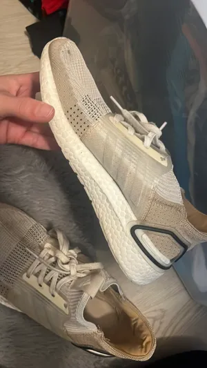 Adidas women’s  ultraboost thumbnail 1